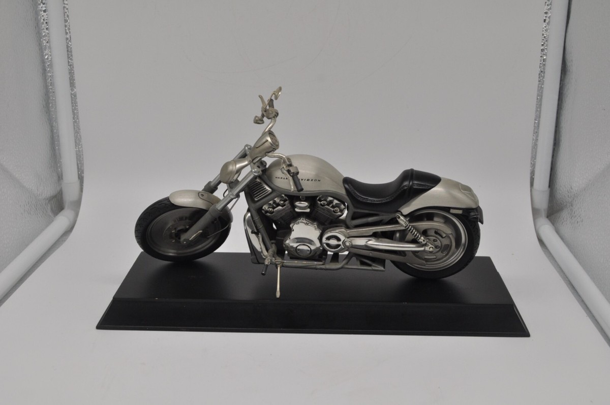 Franklin Mint Harley Davidson VRSCA V-Rod Pewter w/ Stand Franklin Mint Harley Davidson VRSCA V-Rod Pewter w/ Stand