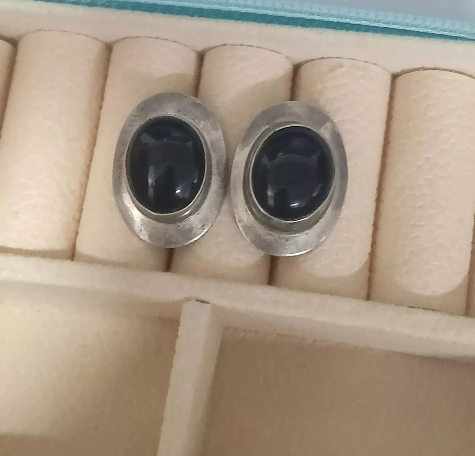 Argento D'Epoca Orecchini a Lobo Naturale Onice Nera Ovale Gemma per Donna - Immagine 3 di 4