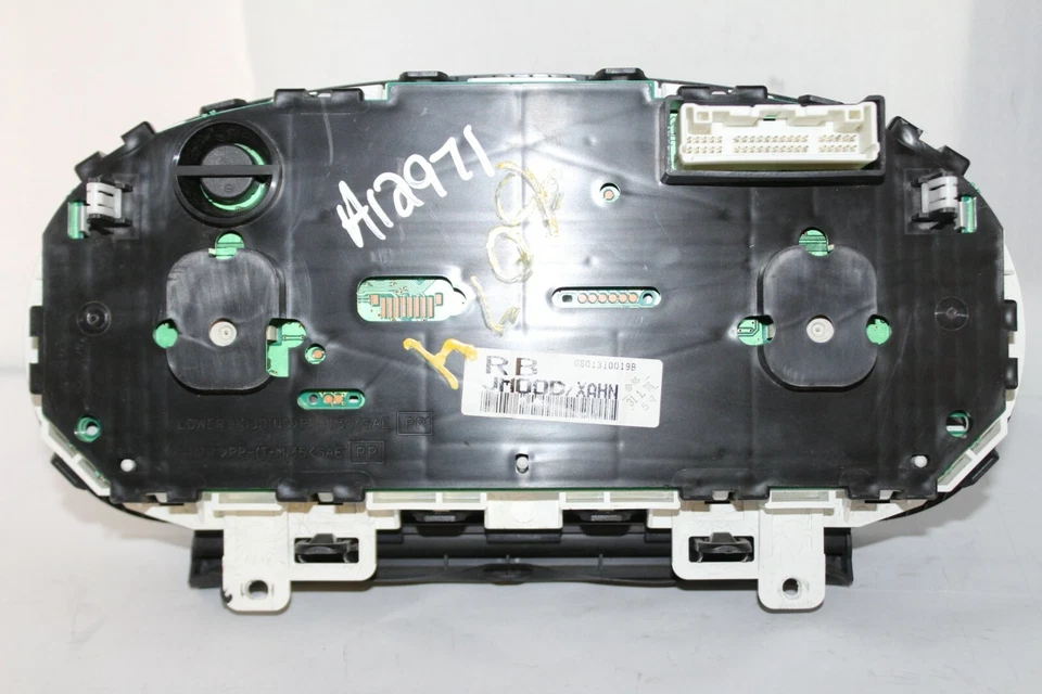 Cuadro de instrumentos velocímetro indicadores del panel de instrumentos Nissan Rogue 2008 38.616 millas Foto 2 de 4