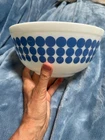 Vintage Pyrex Blue Dot Mixing Bowl, #403 2 1/2 Quart mixing  Bowl good  Cond.
