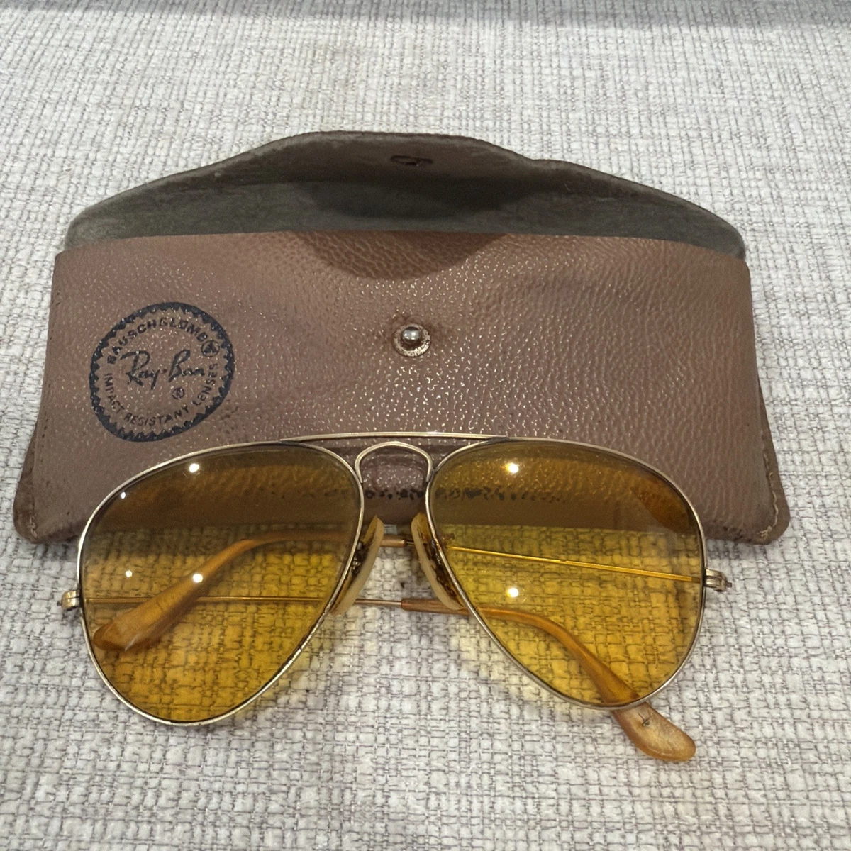 Ray-Ban Aviators, orange lenses with gold frames, BRAND NEW in case, never worn New Ray Ban RB3025 W3400 Aviator Large Sunglasses Arista  main image 3