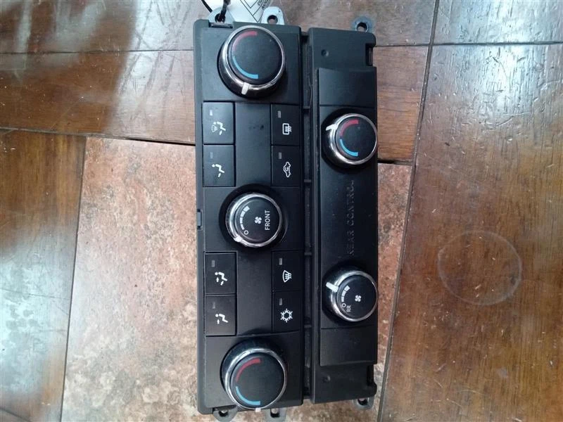 Interruptor selector de aire acondicionado usado se adapta a: Chrysler Town & Country 2009 AC montaje en tablero delantero Foto 2 de 4