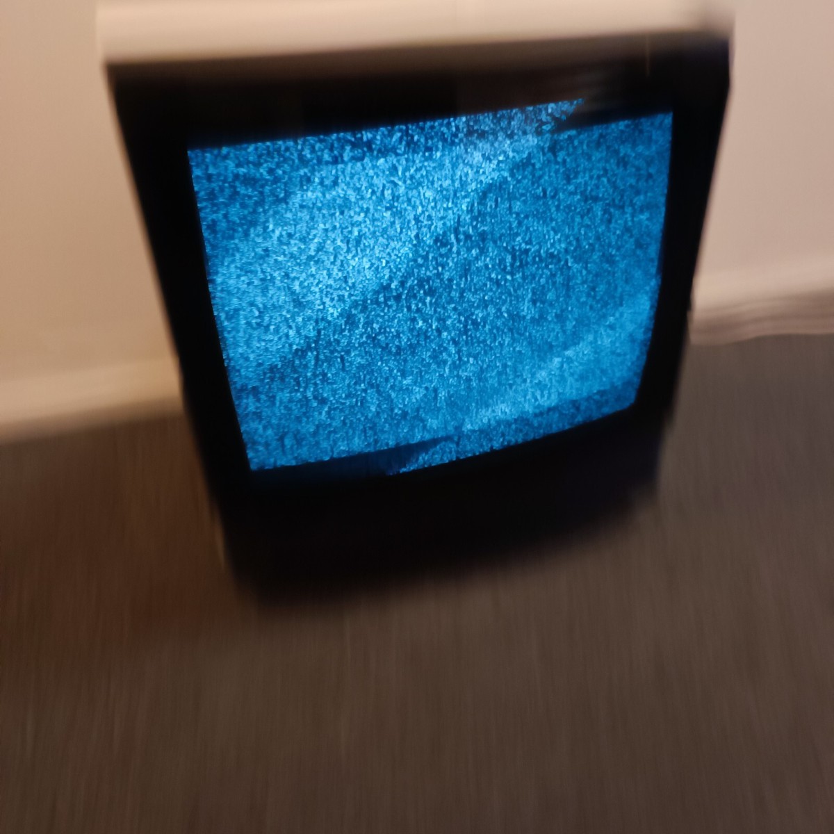 Bang & Olufsen BEOVISION MX 4002 Vintage Gaming CRT TV