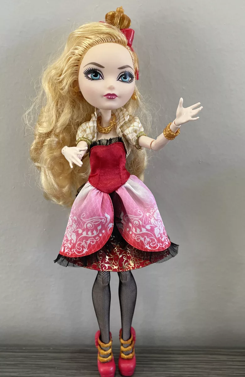 Ever After High Doll Apple White Way too Wonderland Gold Gnome Shoes Heels