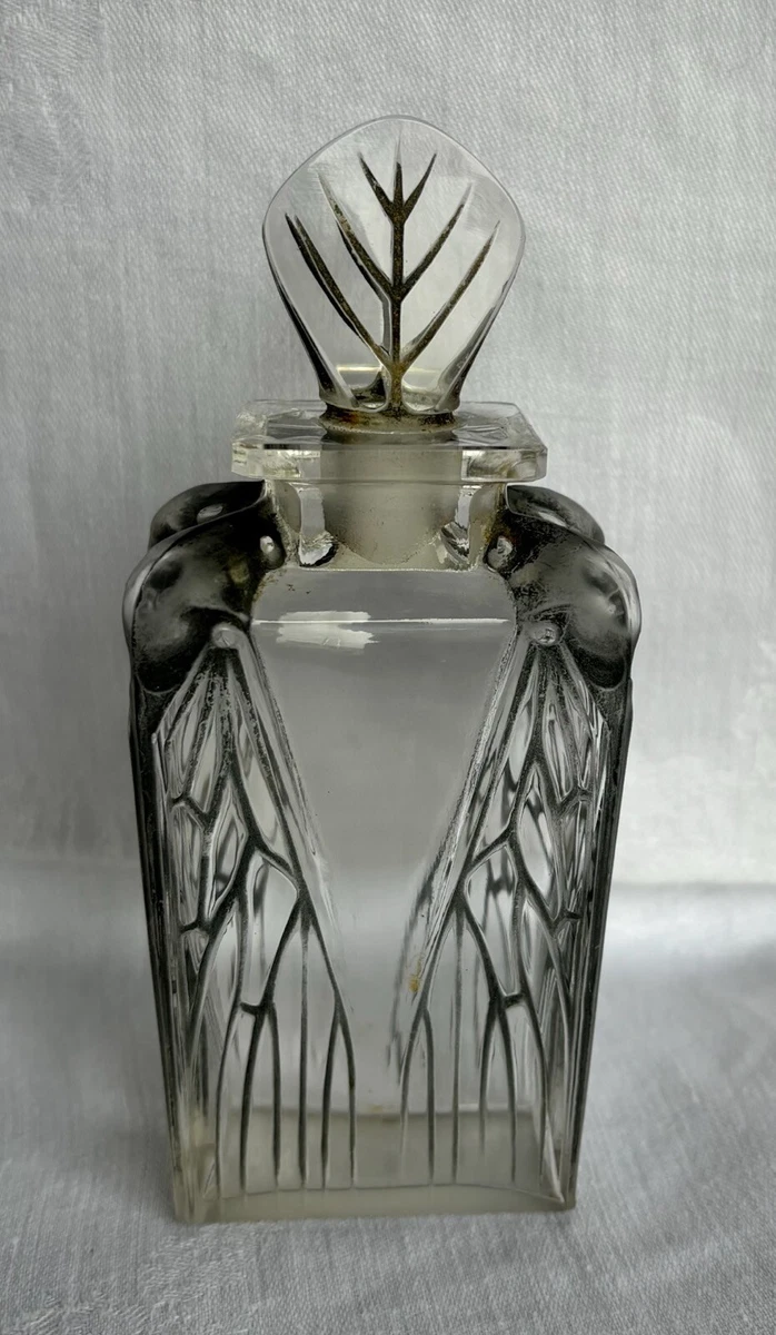 Lalique on sale perfume bottle