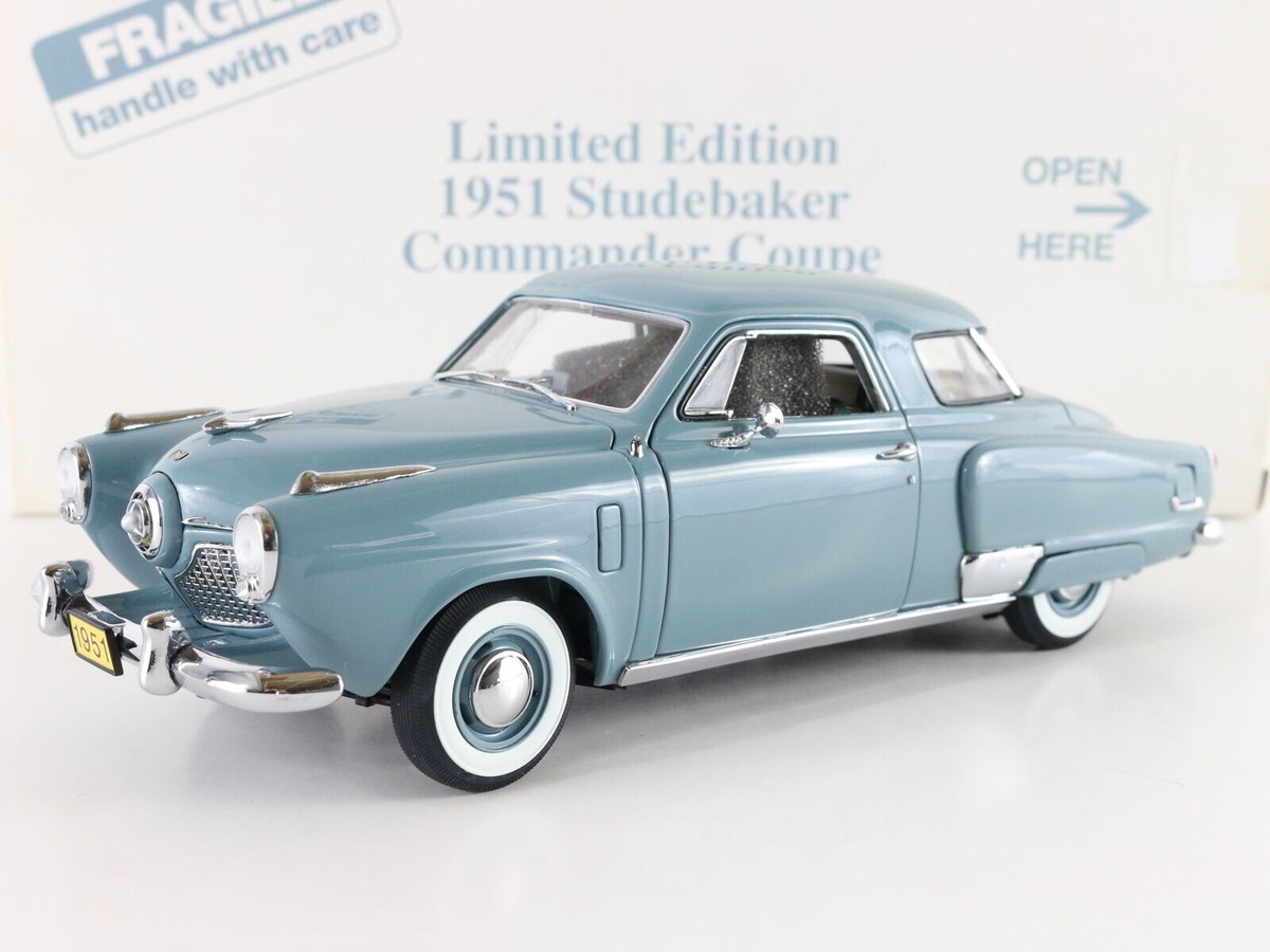 1951 Studebaker Commander Coupe Blue Danbury Mint 1:24 Metal Model