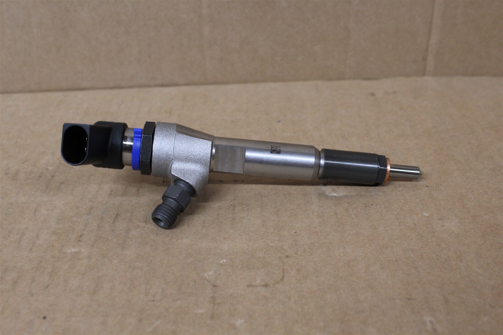 Genuine Ford TRANSIT Connect Fuel Injector (1.8l Diesels) 1432322 