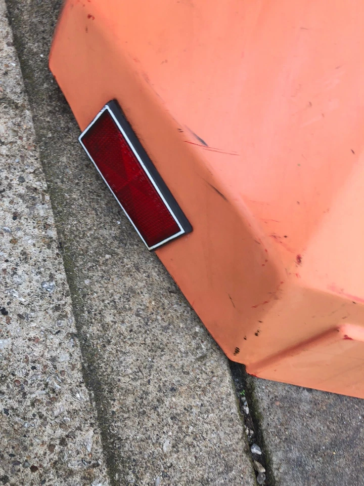 Gravely 8123 拖拉机挡泥板 漂亮直 — 第 2/4 张图片