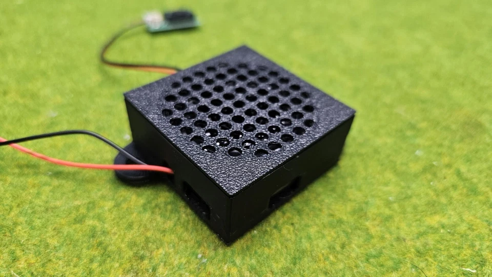 Soundbox Bavarian Wind Music for Village Festival Model Railway Sound + Speaker + Button - Image 2 of 4