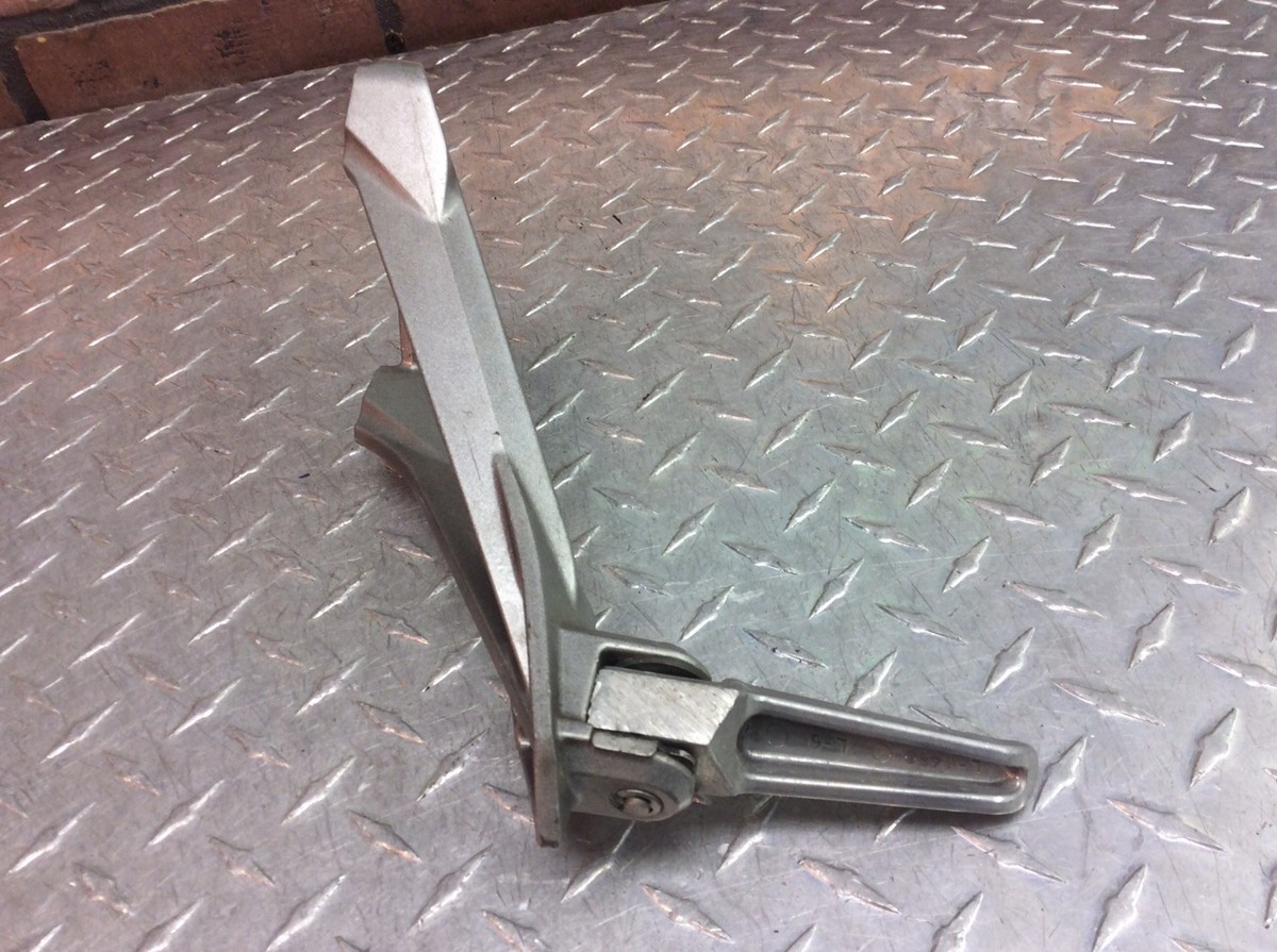 2005 05 2006 06 KAWASAKI NINJA ZX6 Zx-6 636 LEFT PASSENGER FOOT