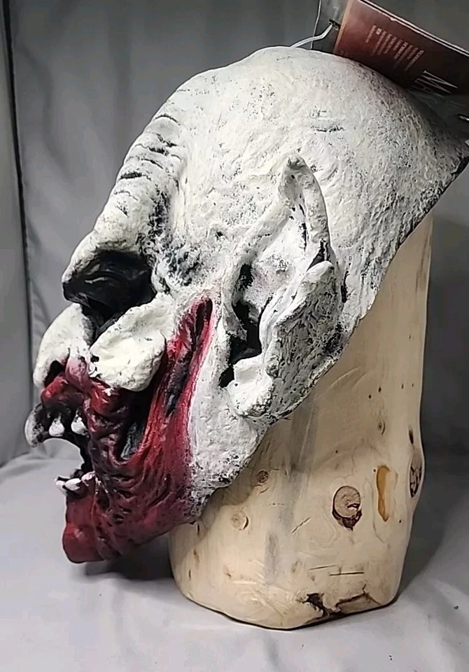 Máscara de látex para adultos Evil Vampire Zombie Demonio Duende Visiones de temporada Foto 4 de 4
