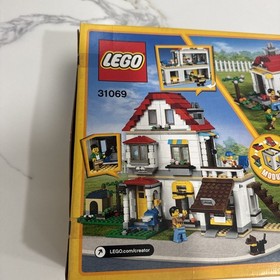 LEGO CREATOR: Modular Family Villa (31069) - New & Retired Damaged Box