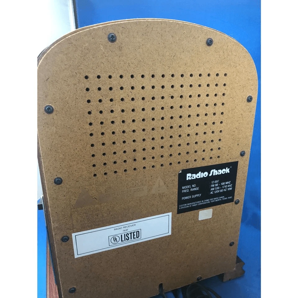 Radio Shack Vintage Serie Clásica AM/FM Radio/Reproductor de Cassette12697 Foto 3 de 4