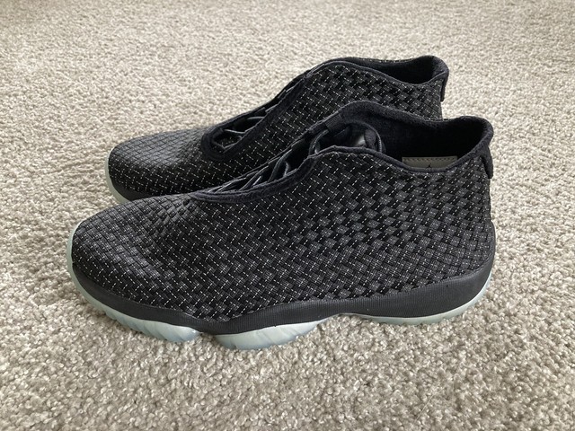 jordan future size 9