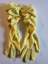 Vintage "Shalimar" Ladies Yellow Nylon Gloves, Scalloped