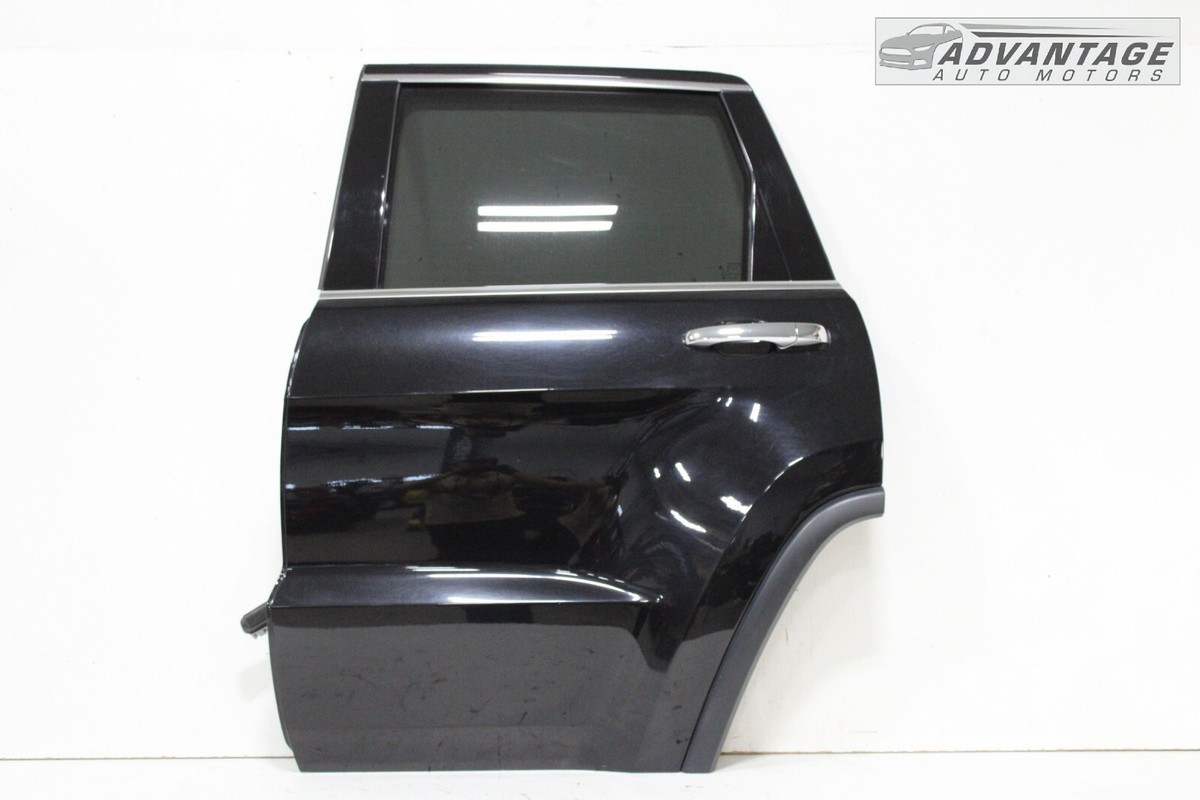 2011-2021 JEEP GRAND CHEROKEE REAR LEFT DOOR PANEL DIAMOND BLACK