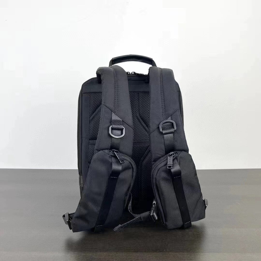 compare timbuk2 backpacks TImuk2 Authority vs Division - Hands-On 2023