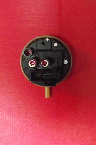 Waschmaschine HOTPOINT WMD942G UK DRUCKSCHALTER