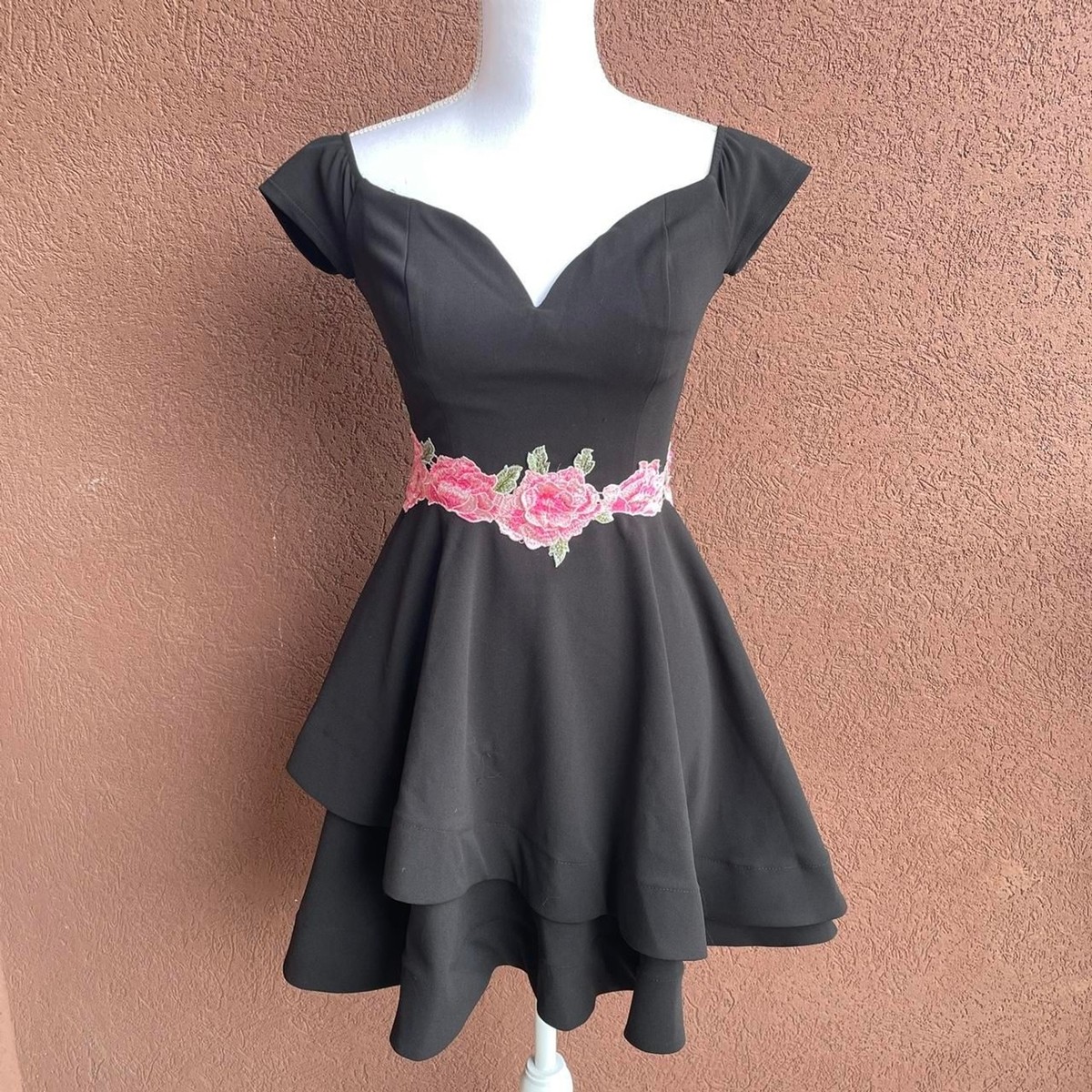 b darlin off the shoulder dress B. Darlin Off-The-Shoulder Sweetheart Neck Corseted Twist Front Side Slit Long Dress at Hamilton Place in Chattanooga, TN