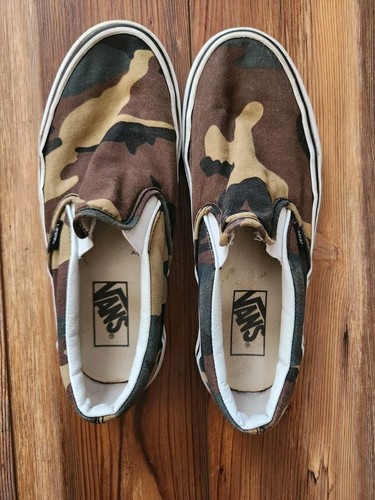 VANS Classic Slip-On Army Camo Shoes - Men's size 6 Women's size 7.5 EUC - Picture 5 of 8