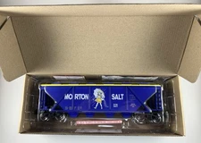 Menards 279-3871 O Gauge Morton Salt Covered Hopper Car #8932