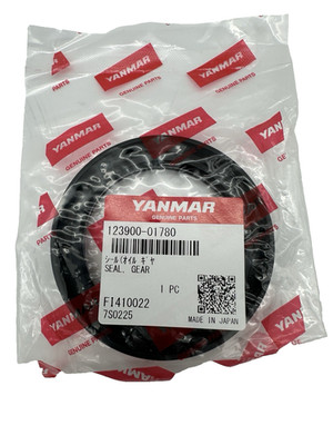 GENUINE YANMAR 4TNE106T/KOMATSU 4D106T FRONT SEAL 123900-01780 New OEM JAPAN