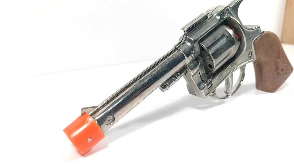 Pistola de juguete fundido a presión Schylling de colección diseño águila China Foto 2 de 4