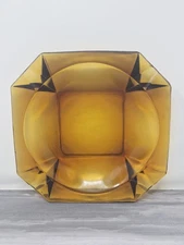 Vintage 8" Amber Glass Octagon Ashtray Arrows - Great Condition!