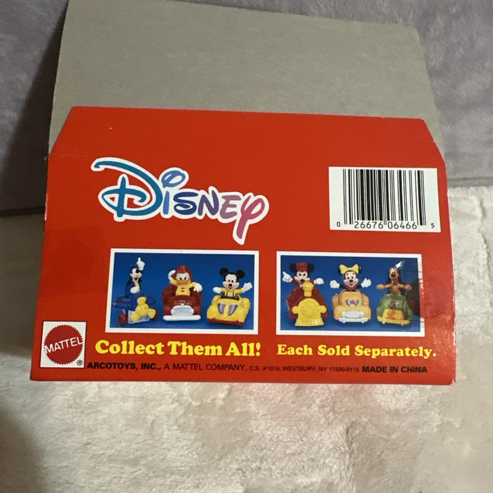 FIGURA DE COLECCIÓN DISNEY MINNIE MOUSE CON COCHE FUNDIDO A PRESIÓN EN CAJA MATTEL ARCO #6466 Foto 2 de 4