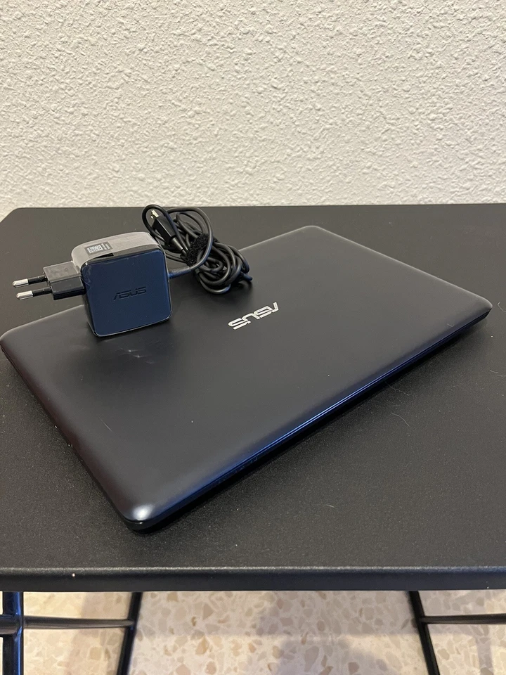 PORTATIL ASUS E202S - Imagen 2 de 4