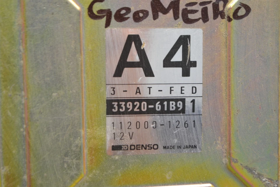 Unidad de control del motor Geo Metro 1989-1991 ECU 3392061B91 módulo 813-5G3 Foto 2 de 3