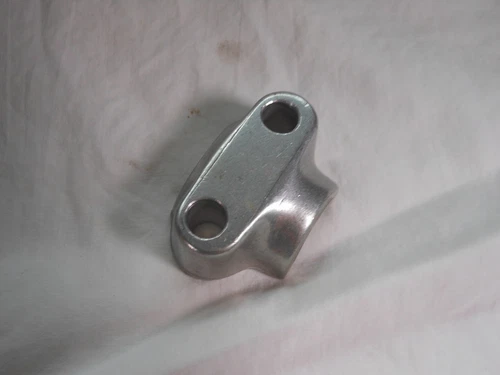 HOLDER, AXLE | M,A,B