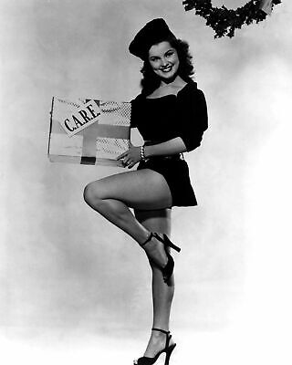 8X10 PUBLICITY PHOTO ACTRESS DEBRA PAGET PIN UP RT528