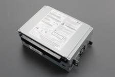 Genuine Volvo HBVE101A stereo cd player control unit 31358284AA