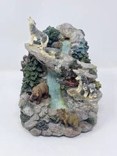 Rare Vintage Classic Treasures Musical Wolf Pack Water Fall Fountain Wolves Read
