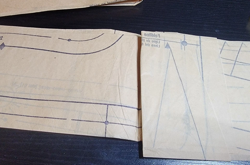 Vintage Vogue Patterns 8609 Women's Halter Top and Sweater Size 12 Partially Cut - Image 4 of 4