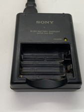 Sony BC-CS1 Ni-MH Battery Charger For Rechargeable Camera Batteries AA AAA