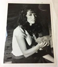 vintage 7x9 press photo ~ MARIANNA HILL