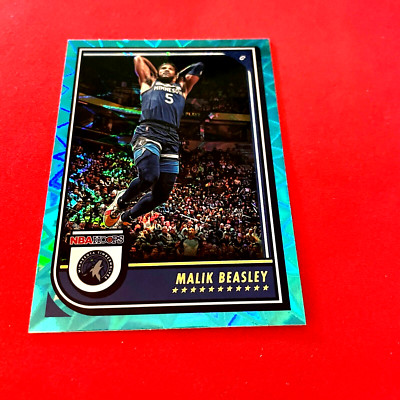 Malik Beasley .. TEAL EXPLOSION .. Timberwolves .. 2022-23 Hoops PARALLEL 197