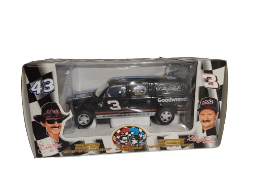 Politoys製の1/25スケールミニカー「March Ford 721 F1 Vintage Politoys March Ford 721 Formula 1 Race Car – Made in Italy