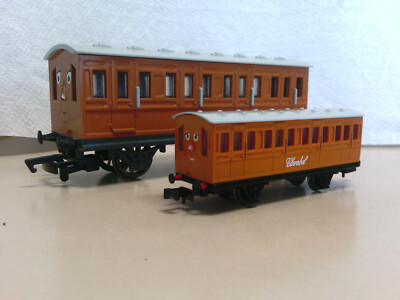  Bachmann Trains Thomas and Friends Clarabel Passenger Car Coach N Scale 76095