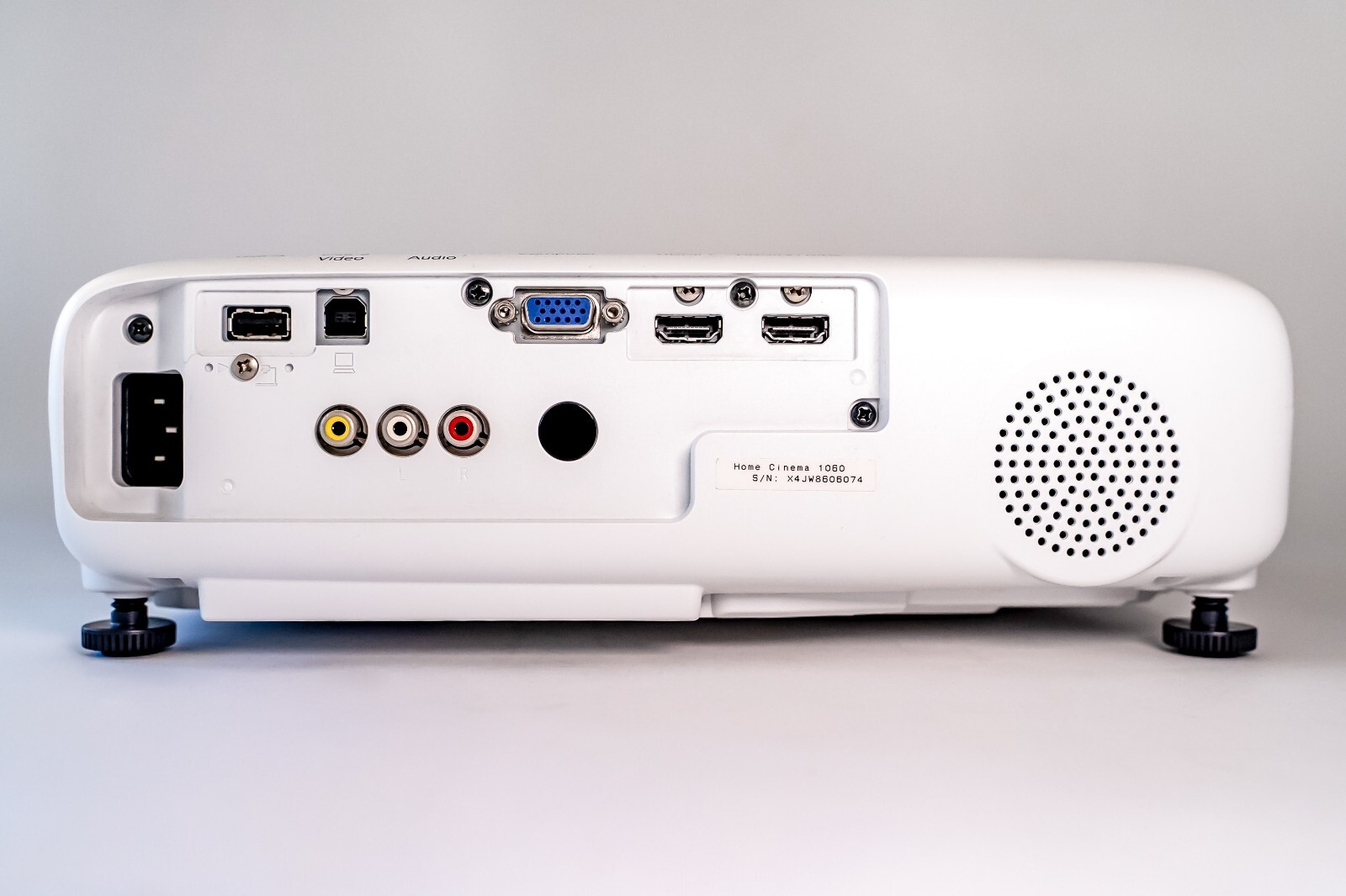 Epson Home Cinema 1060 1080p Full HD 3LCD Home Theater Projector