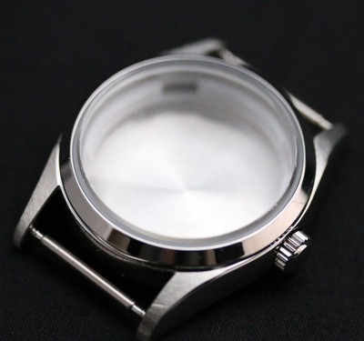 explorer style watch