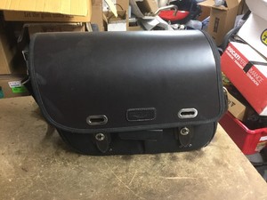 triumph street scrambler pannier