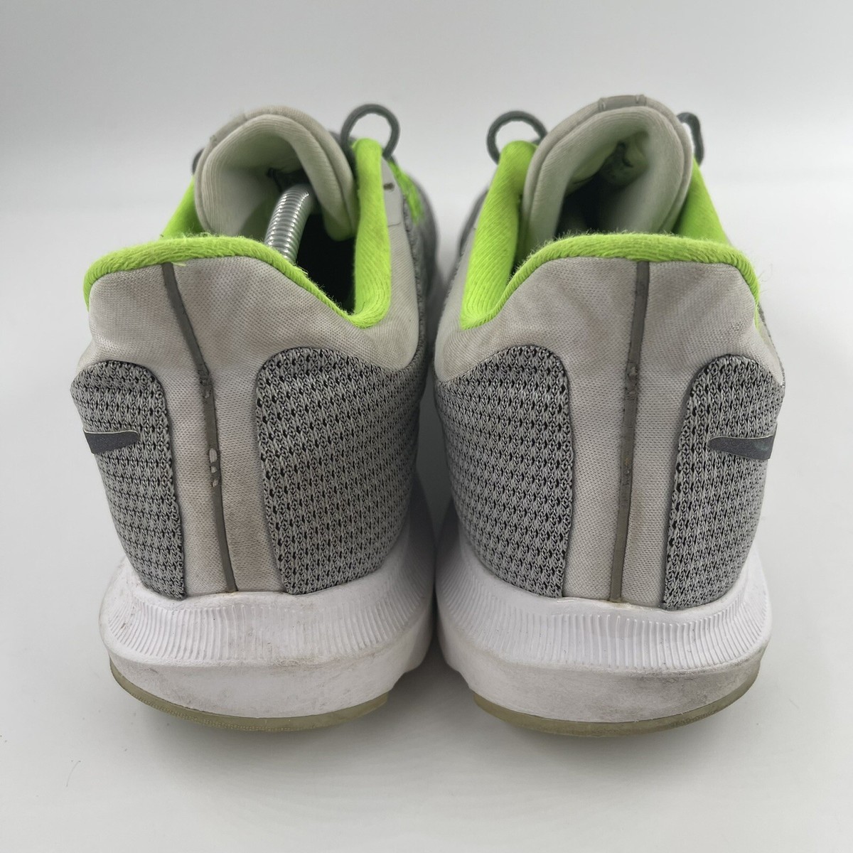 Nike Men’s Quest Grey Green Lace-Up Low Top Athletic Running Shoes - Size 14 Nike Mens Quest 2 Platinum Electric Green Running Shoes Sz  main image 3