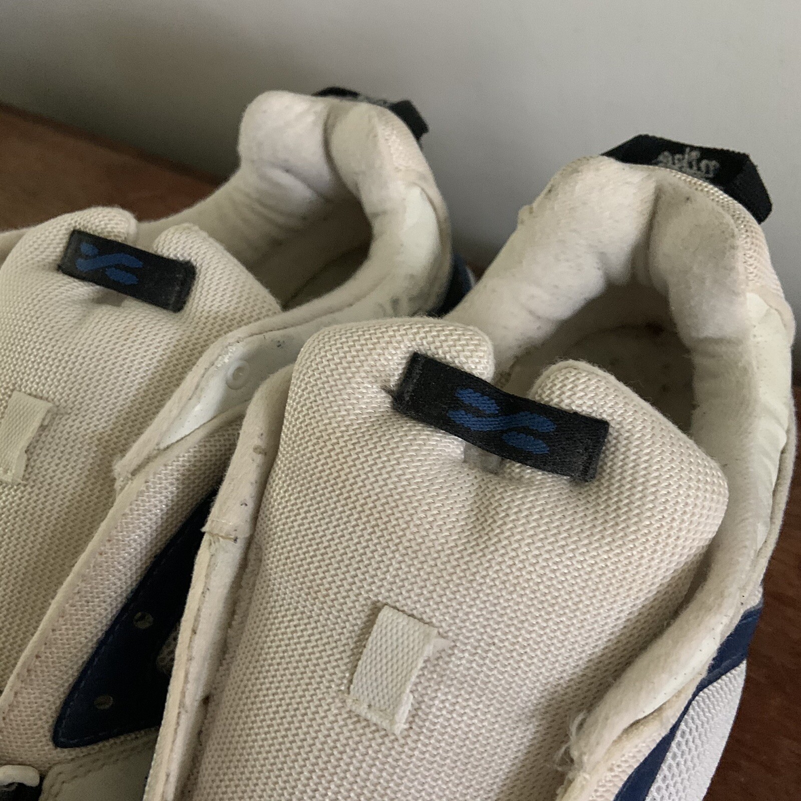 Vintage Nike Air Cross Country Trainer Shoe US Size 1… Gem