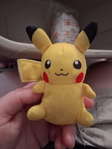 Pokémon Pikachu Plush - 2008 Burger King Kids Meal Toy