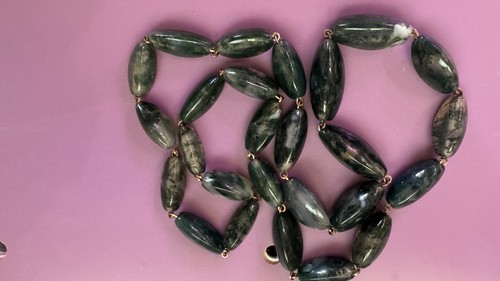 Oval Dark Green Black Glossy  moss agate Beads 26 inches necklace