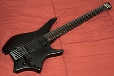 HILS NEXT HN5 Headless Guitar with Tremolo an...