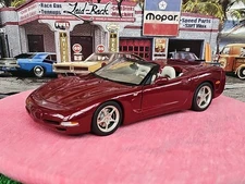 VINTAGE AUTOART 50th Anniversary Chevrolet CONVERTIBLE Maroon BEAUTIFUL CAR 🚗 